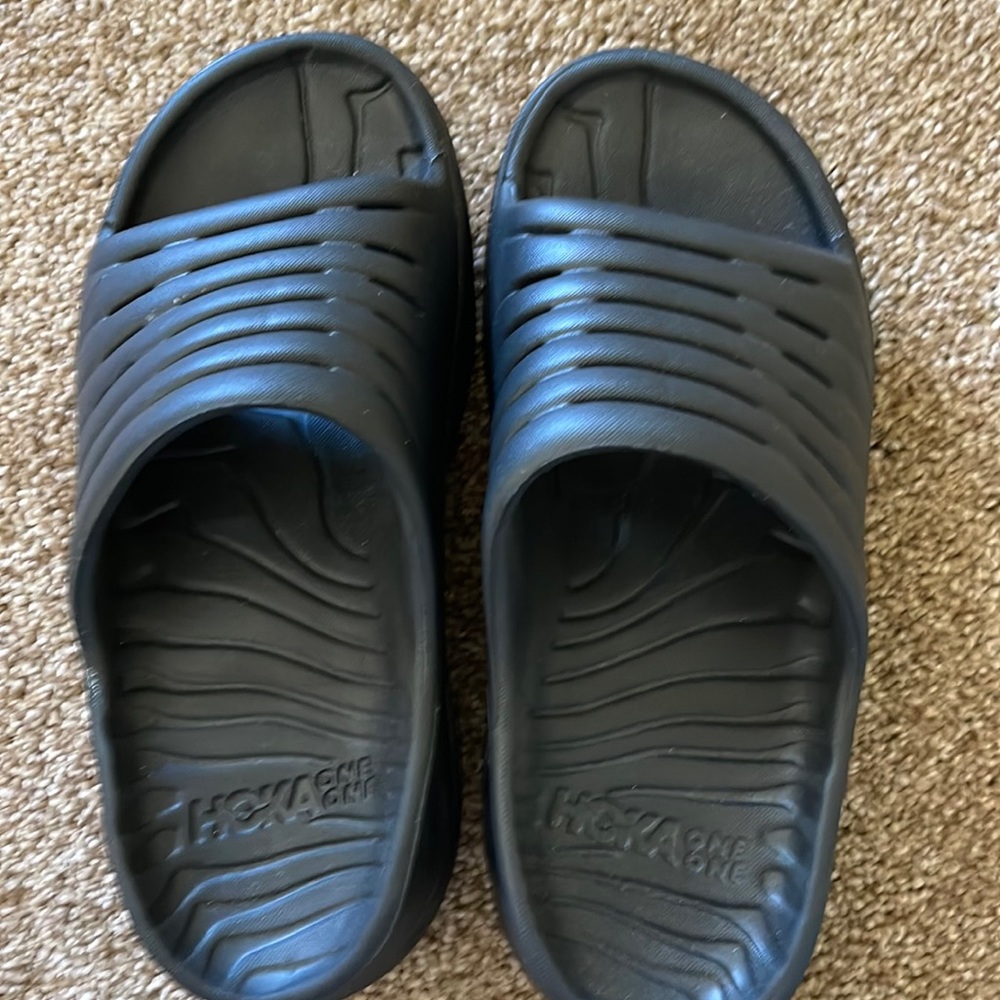 HOKA ONE ONE Sandal sz 8 new with out tags